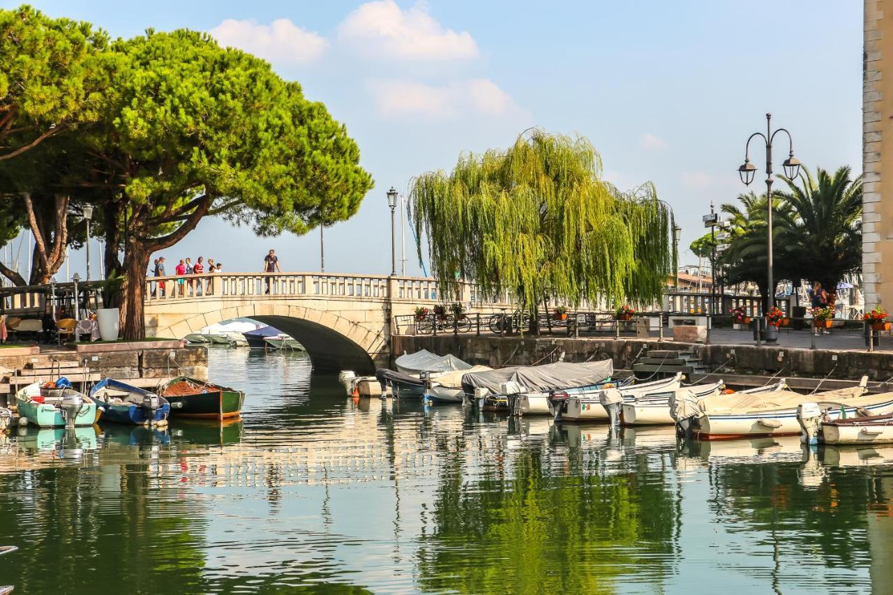 Casa Di Luce Apartamento Desenzano del Garda Exterior foto